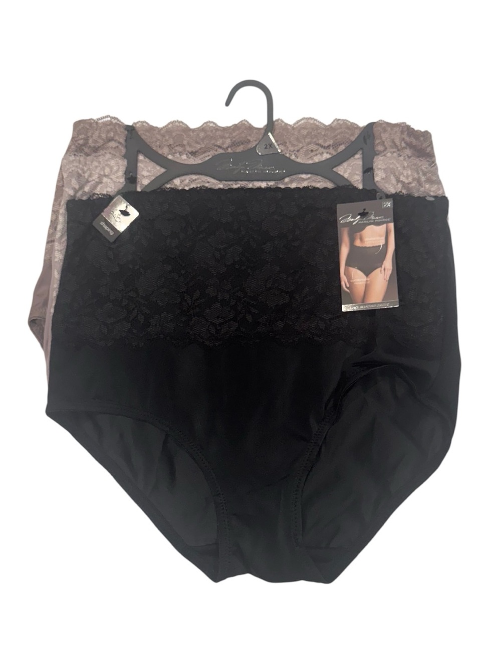MARILYN MONROE 3 Pack Lace Shaping Briefs Panties Shapewear
Comfy NWT 2X